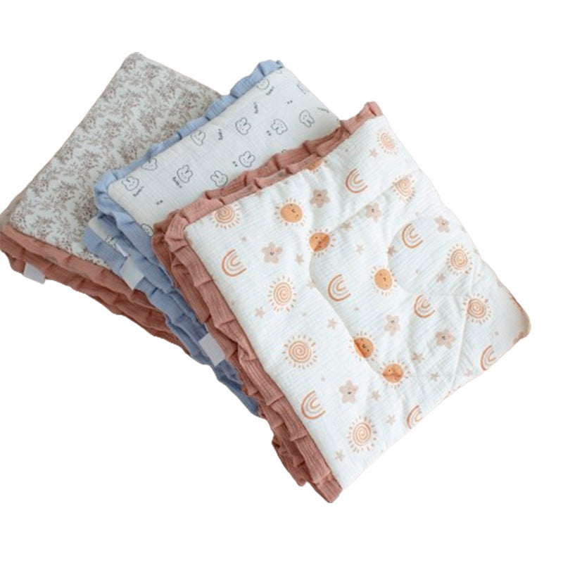 Lace Kindergarten Nap Soothing Ruffled Quilt