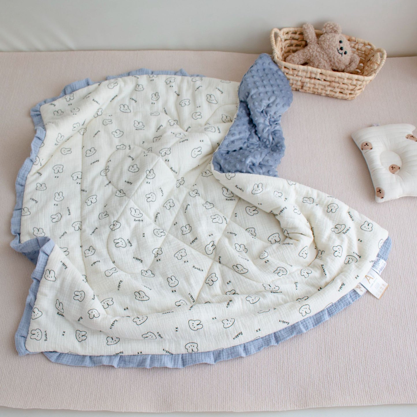 Lace Kindergarten Nap Soothing Ruffled Quilt