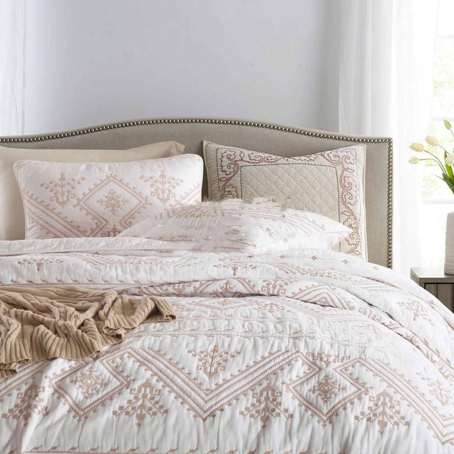 Cotton Retro Classic Solid Color
Bedding Three-piece Set